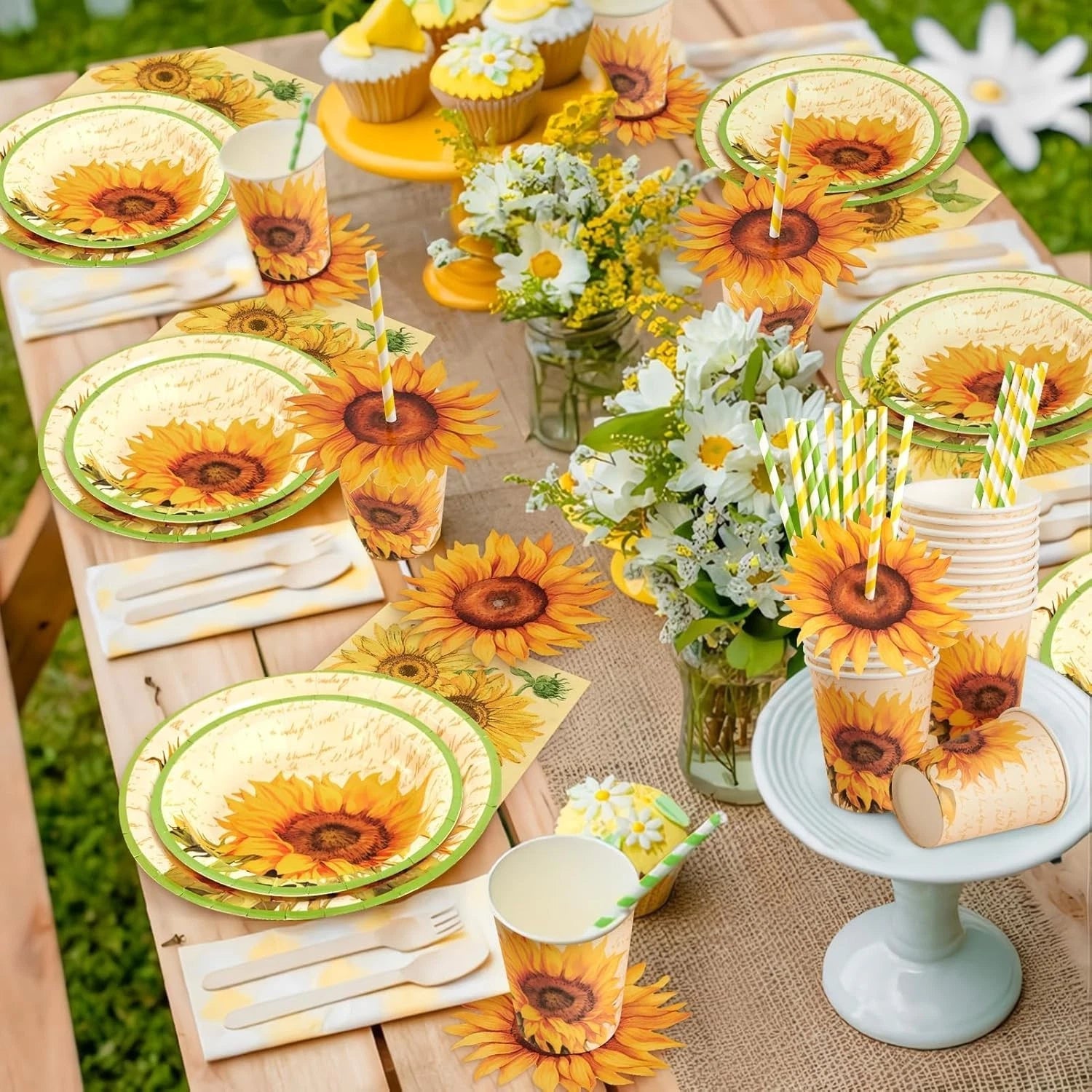 Birthday party dinnerware decoration set for table styling