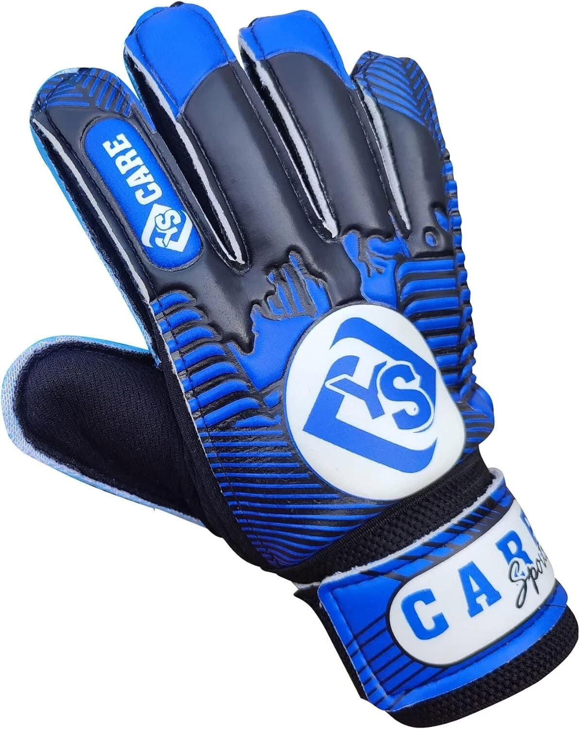 Durable soccer gloves used for outdoor football