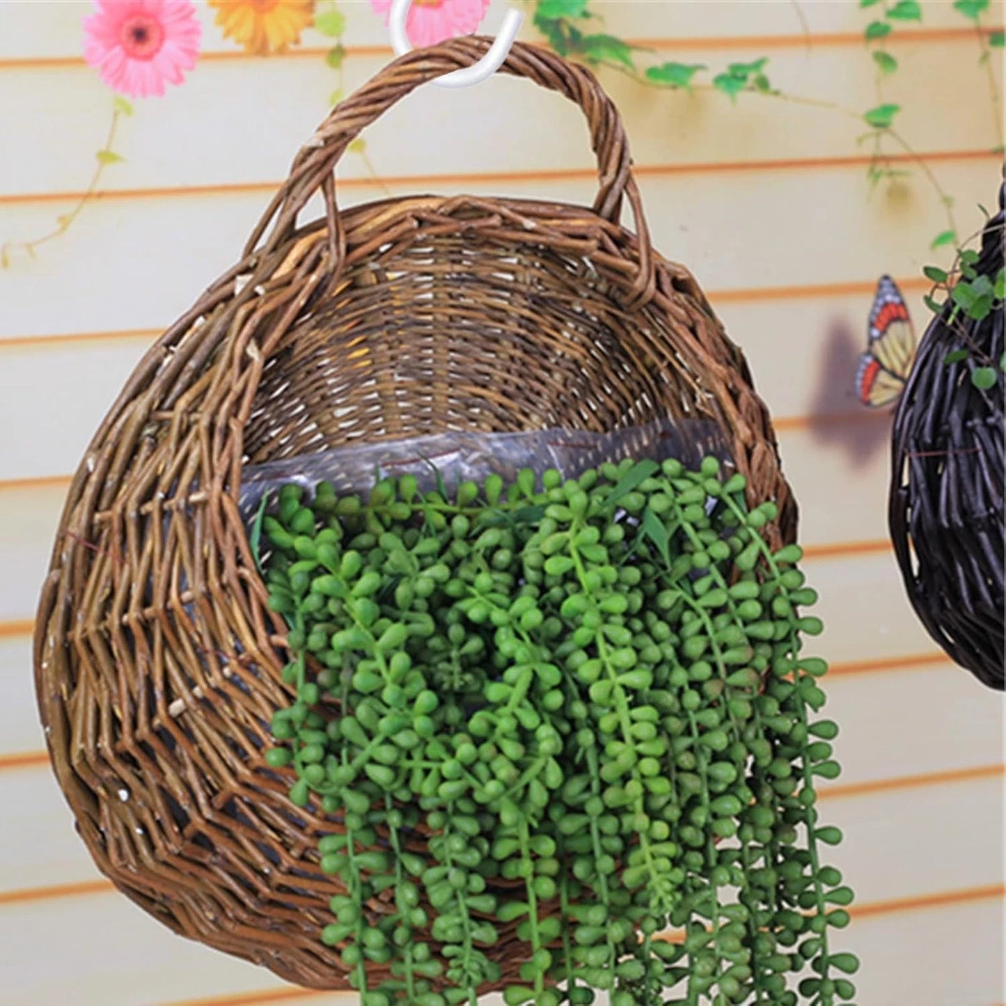 Garden plant hanger hooks with retail packaging included