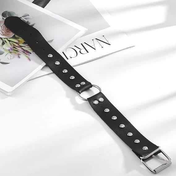 Gothic choker necklace set with packaging display included