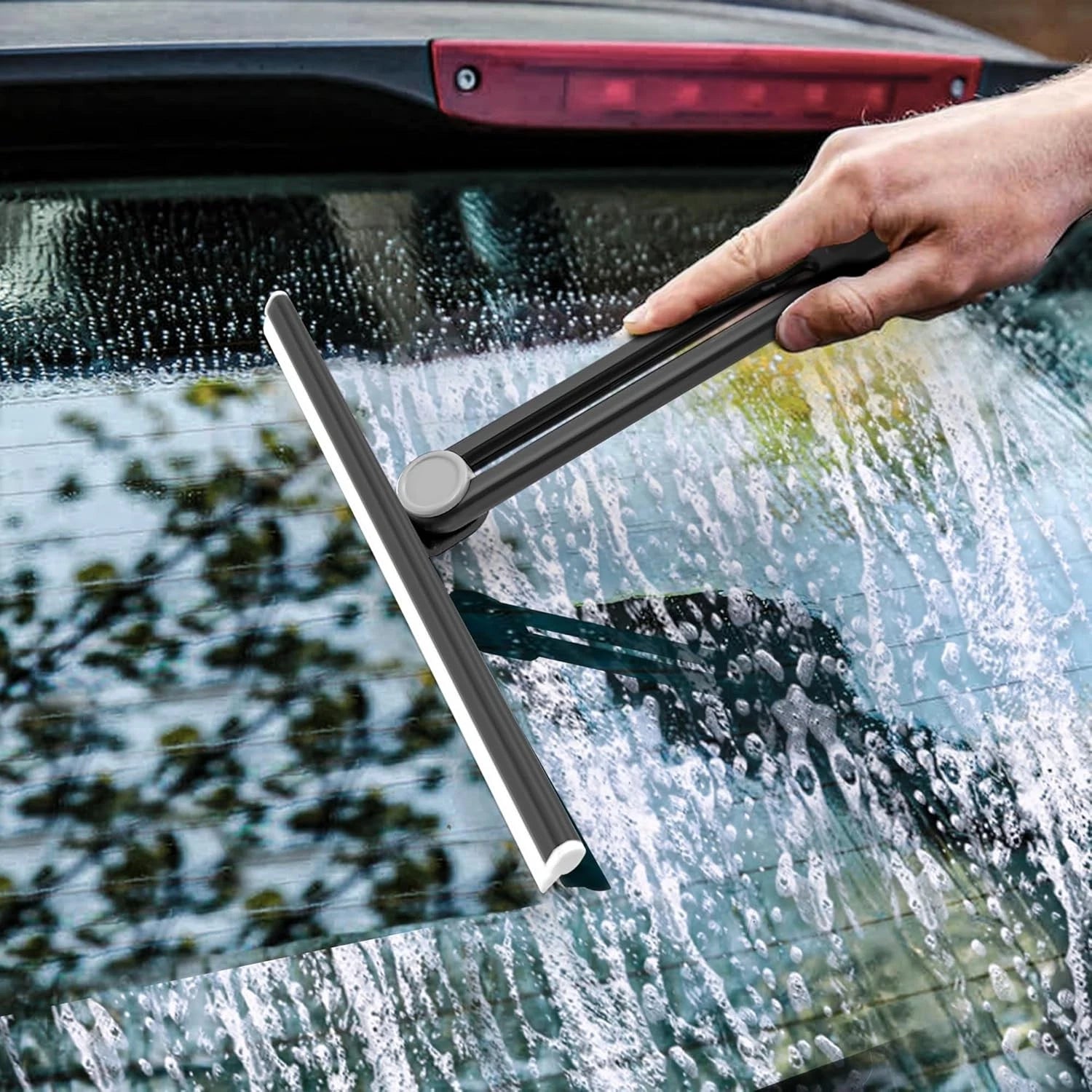 Mirror wiper cleaning tool for bathroom and home use UK