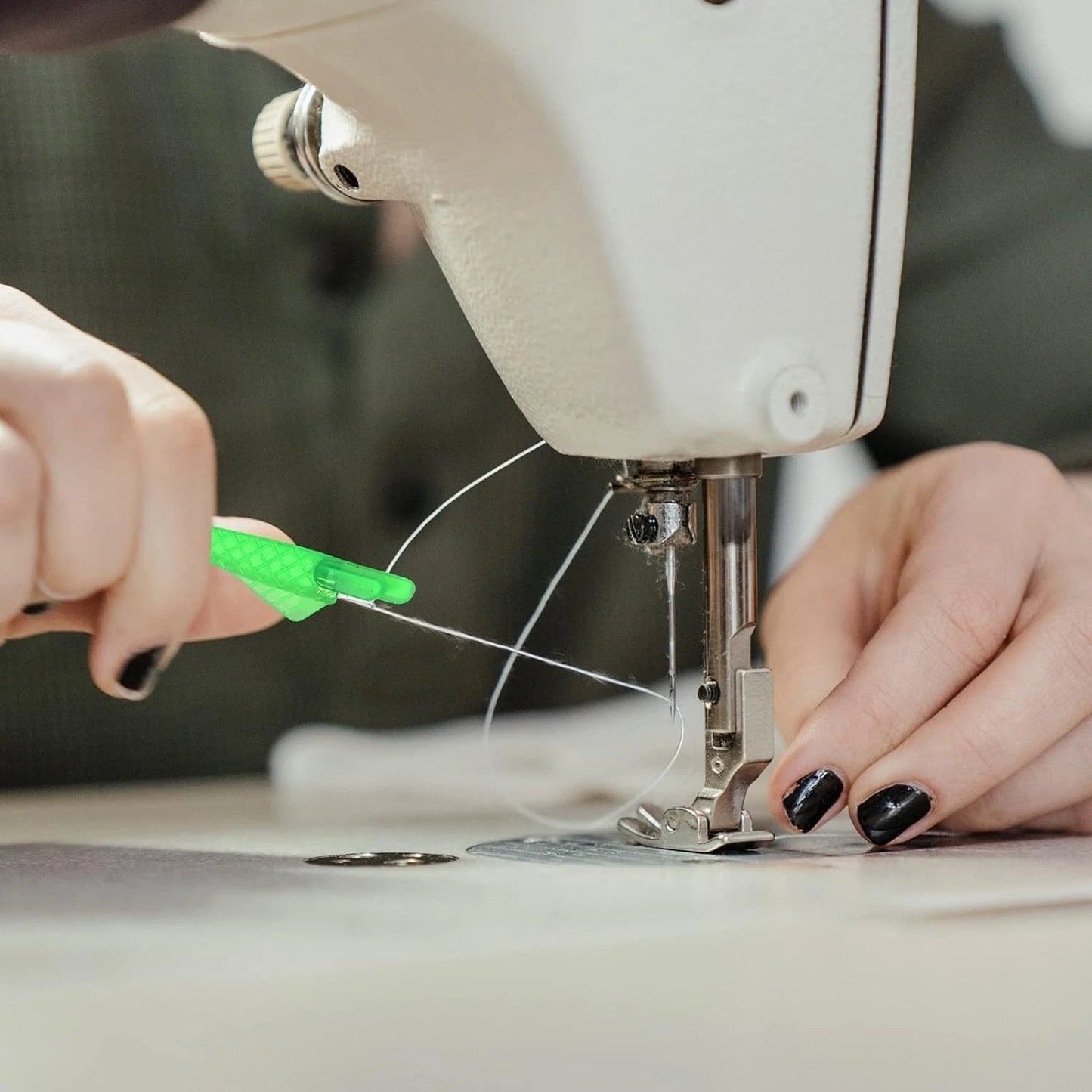 Packaging of needle threader sewing tool set