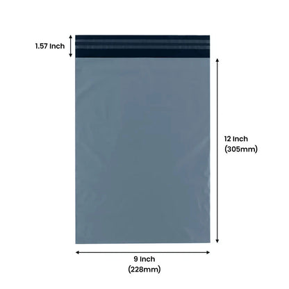 Online seller packaging products using grey mail bags in UK